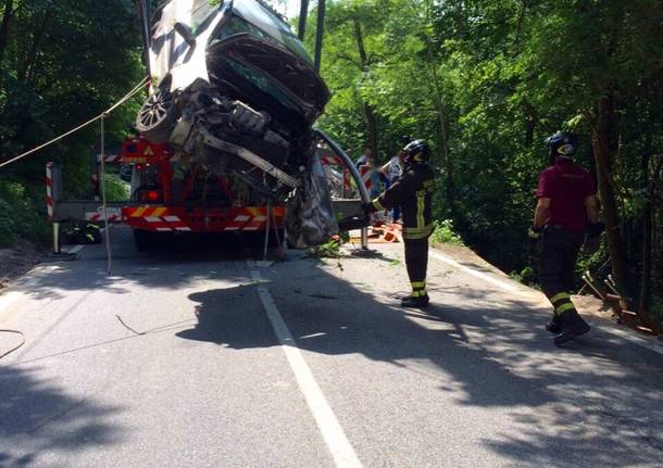 Incidente stradale a Cuvio
