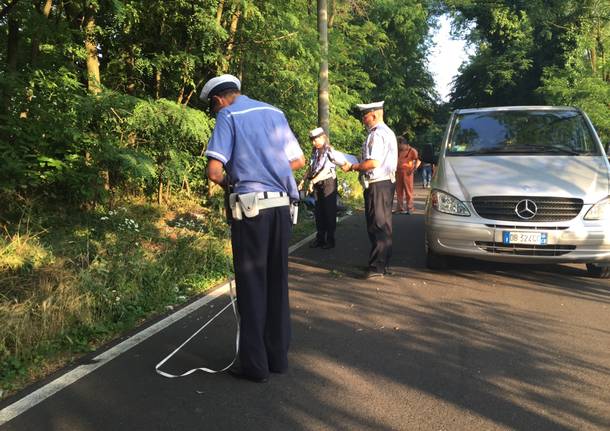 Schianto mortale in scooter a Gallarate