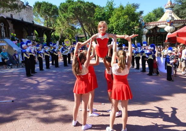 La Verdi Show Band di Lonate stupisce Gardaland