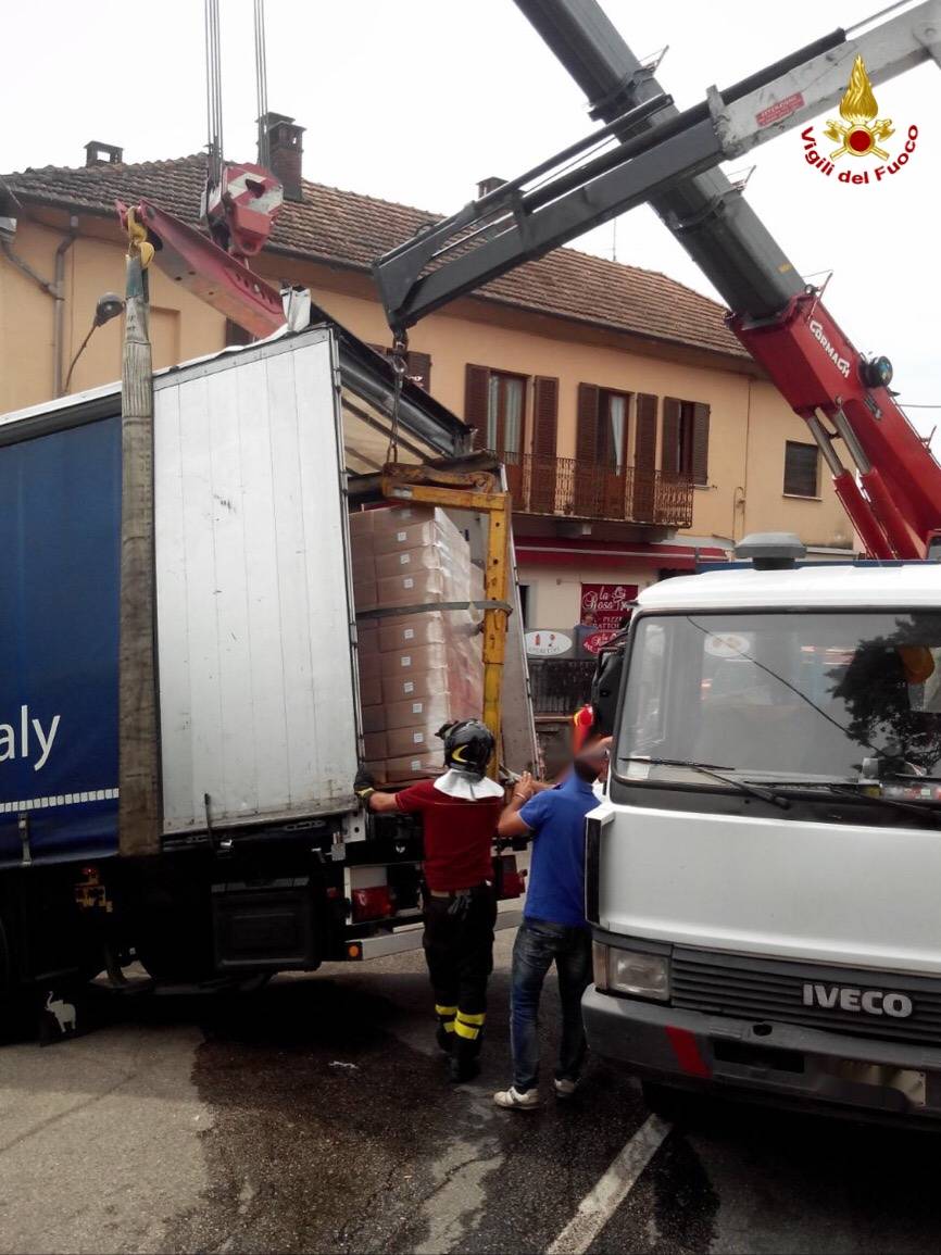 Leggiuno autoarticolato 25 maggio 2015