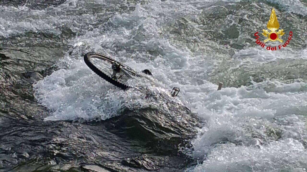 luino, vigili del fuoco, bici, tresa,