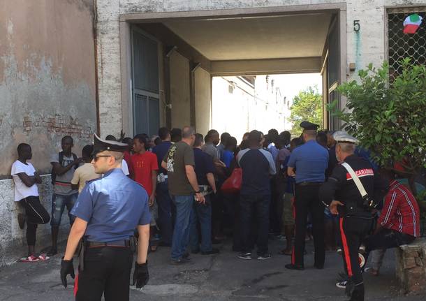 Protesta profughi via dei Mille