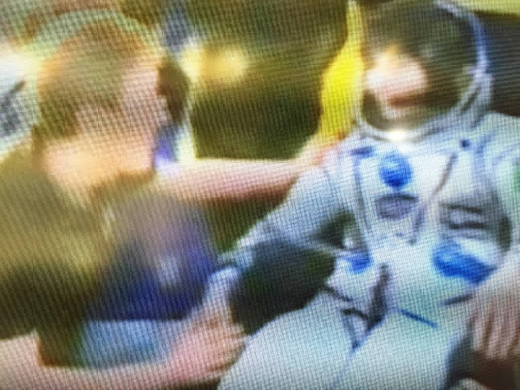 Samantha Cristoforetti è tornata sulla terra