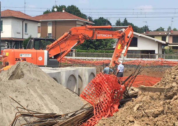 Sottopassaggio di Abbiate, iniziato lo scavo