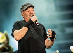 Vasco Rossi in concerto allo stadio Dall'Ara di Bologna