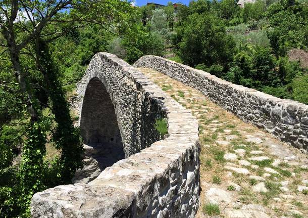 Via Francigena, prima tappa da Passo della Cisa a Pontremoli