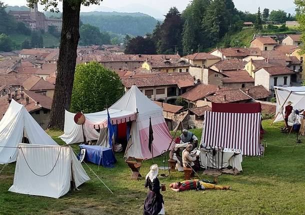 Accampamento e musica al Palio dei Castelli