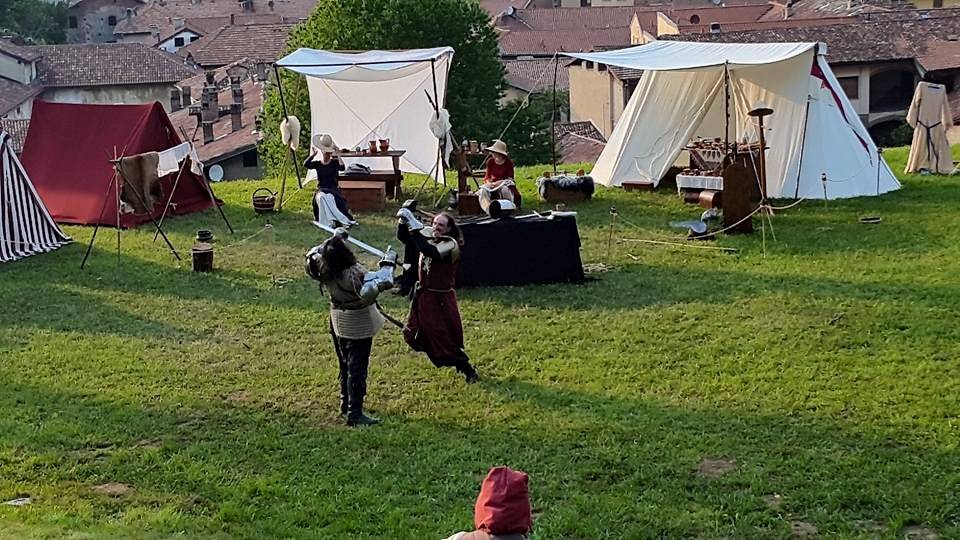 Accampamento e musica al Palio dei Castelli
