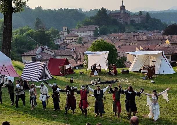 Accampamento e musica al Palio dei Castelli