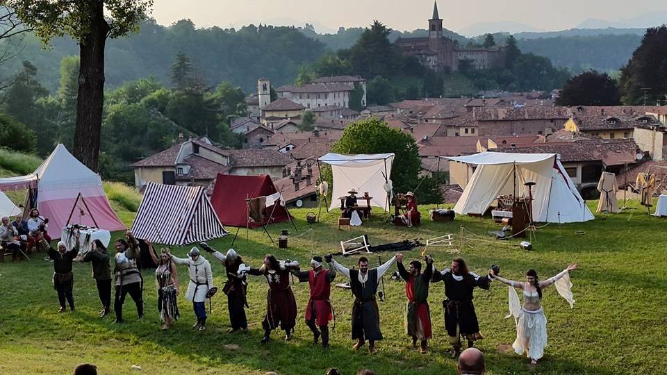 Accampamento e musica al Palio dei Castelli