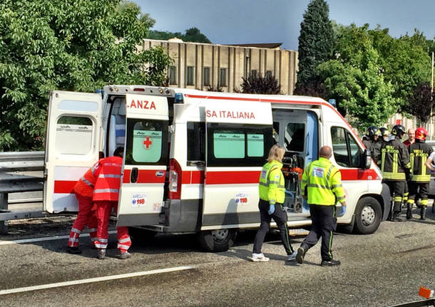 Incidente autostradale castronno autostrada