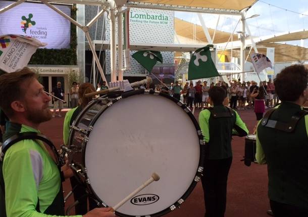 Marching band a Expo, una è di Sumirago