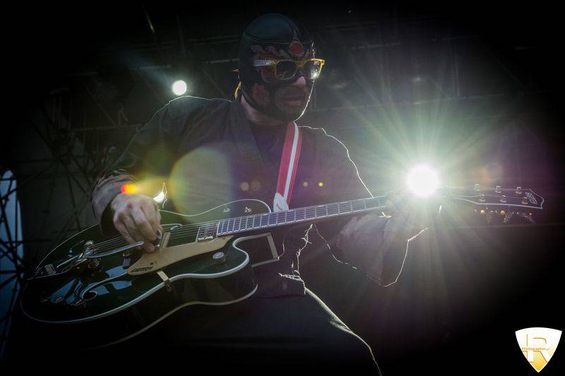 Monaci del surf in concerto a Parabiago 