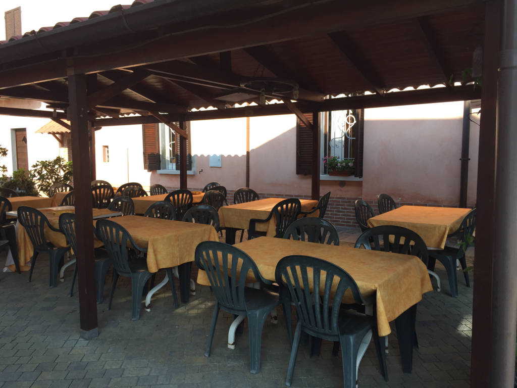 Nella trattoria "ingabbiata" dall'Arcisate Stabio