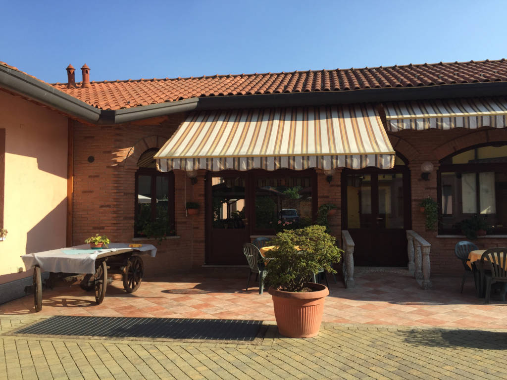 Nella trattoria "ingabbiata" dall'Arcisate Stabio