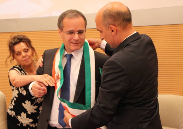 Il primo consiglio comunale di Saronno, la serata