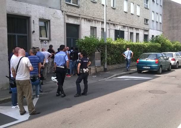 protesta profughi busto arsizio