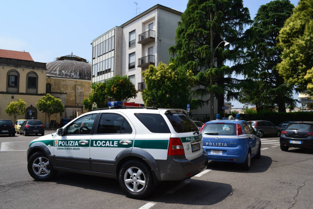 Protesta profughi Busto Arsizio 6 -7-2015