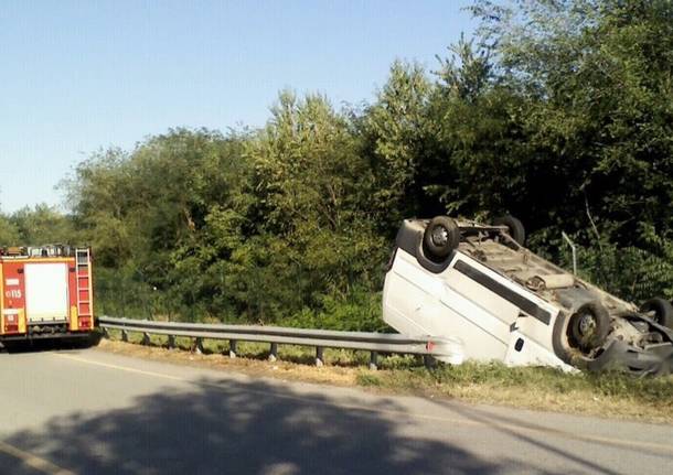 ribaltamento porta valori malpensa 