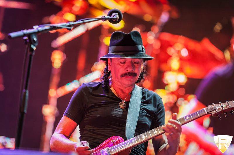 Santana al Moon and stars