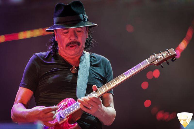 Santana al Moon and stars