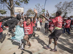 Slums Dunk a Monze nello Zambia