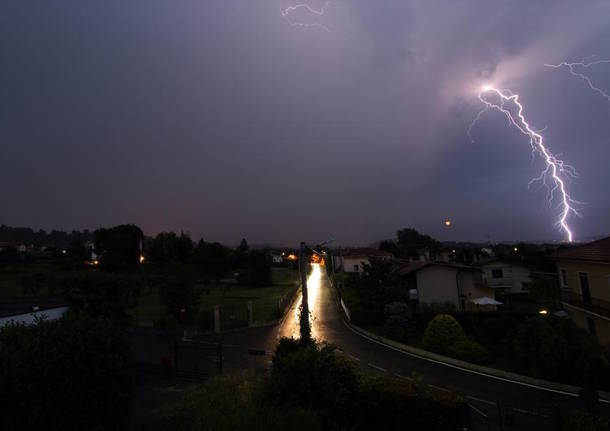 temporale lampo foto del giorno luglio