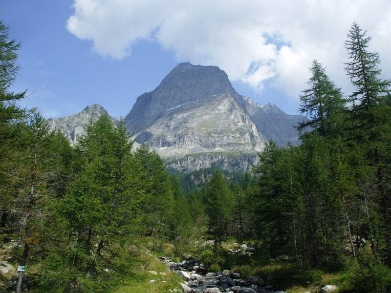 Il Monte Leone col cappuccio....