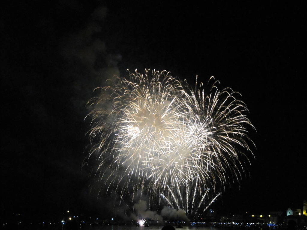 Fiori di Fuoco 2015 - Arona (visti da Angera)