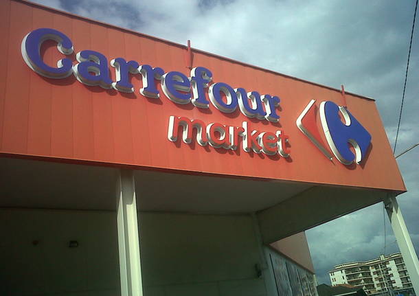 carrefour stazione varese