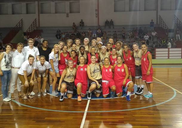 College basket tour le ragazze