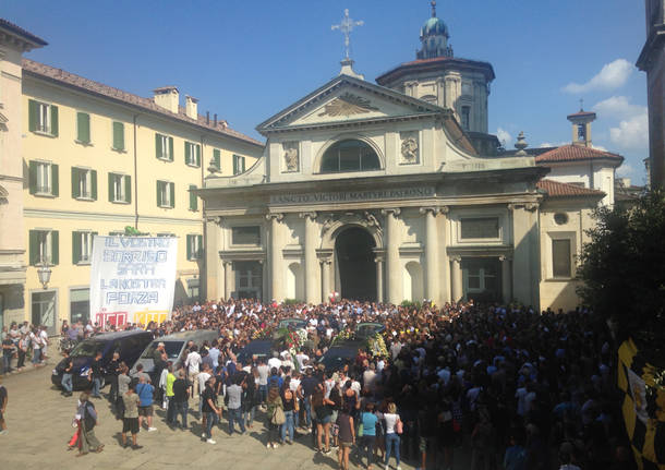 I funerali di Marco e Nicolò