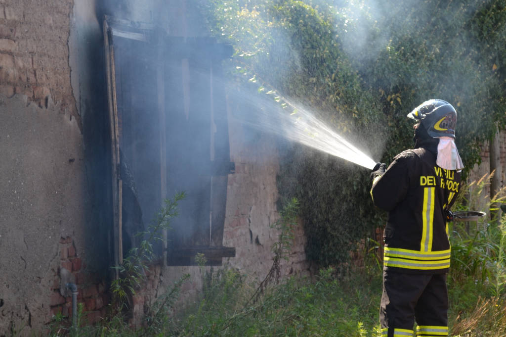 Incendio alla Cascina Burattana