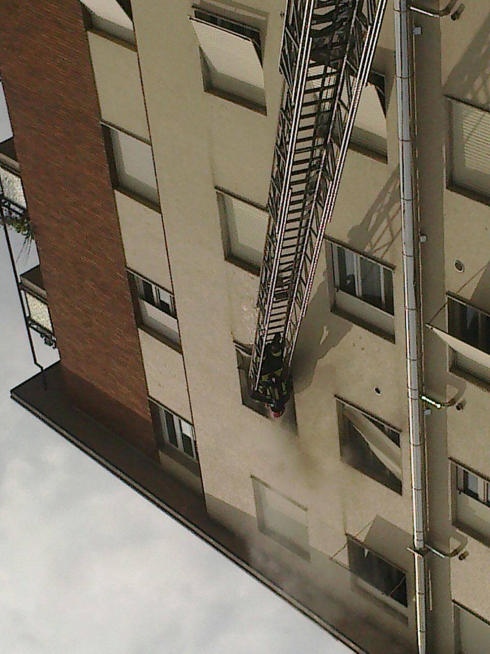 Incendio in via Ferraris a Gallarate