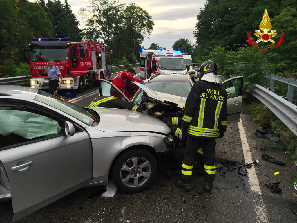 incidente superstrada varese