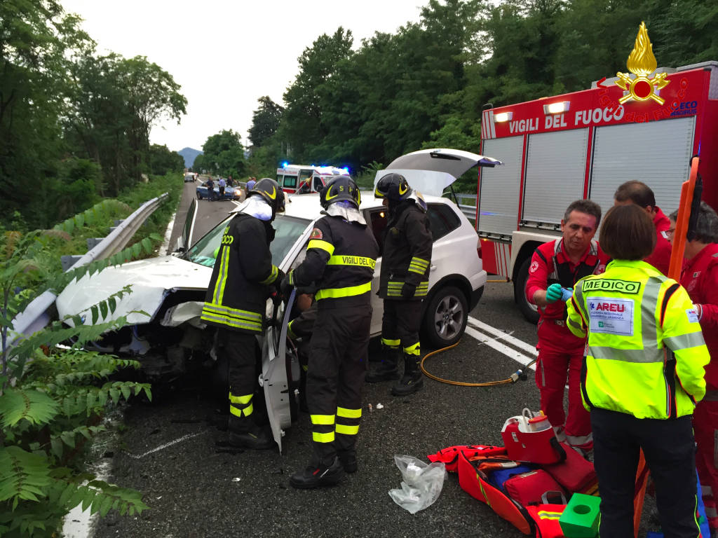 incidente superstrada varese