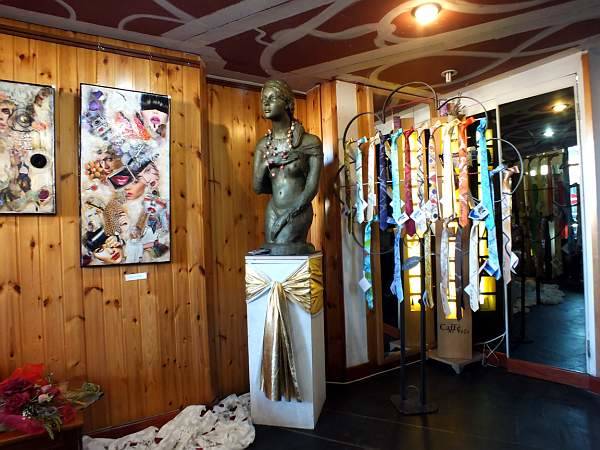 mostra carla benecchi luino