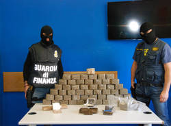 32 chilogrammi di droga sequestrati dalla Guardia di Finanza