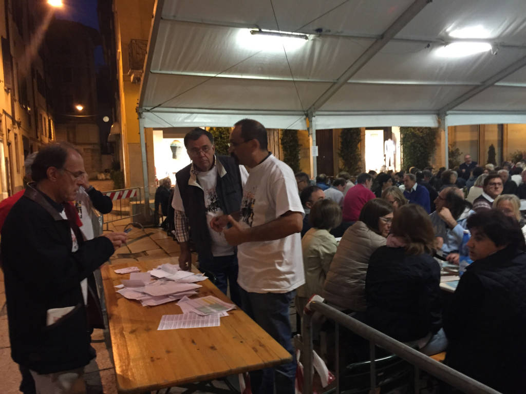 Aggiungi un pAsto a tavola