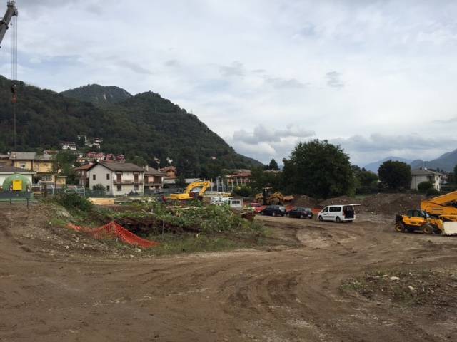 Arcisate Stabio cantiere via Pascoli Induno Olona 15 settembre 2015