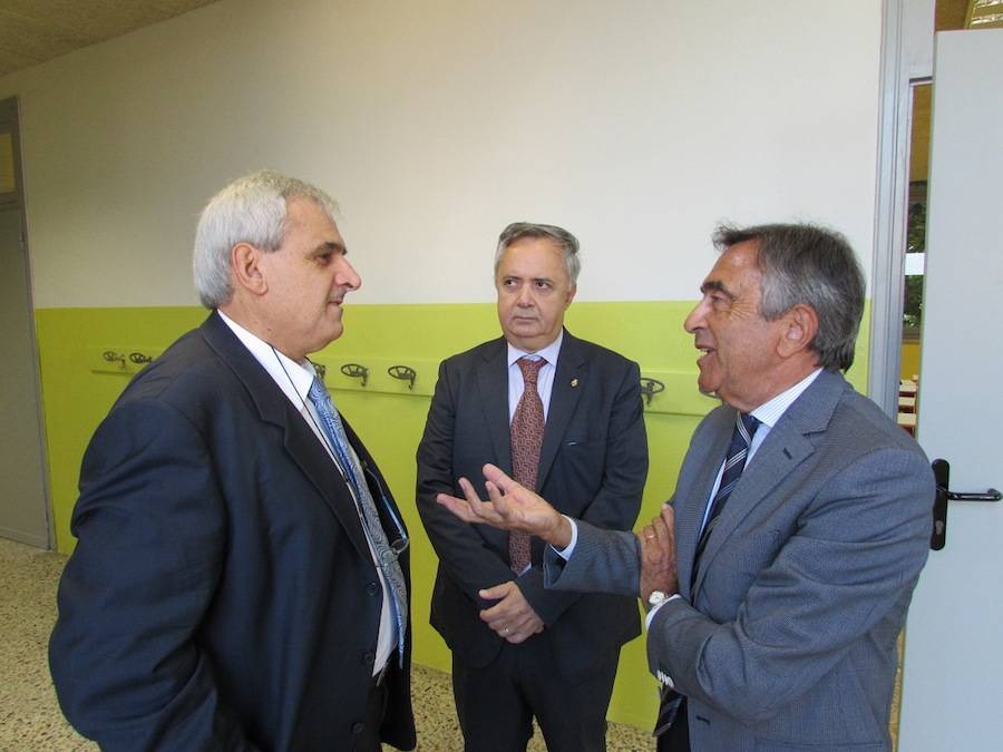 gallarate scuola scuole via checchi