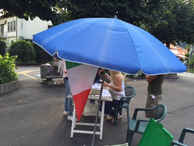 Lavena Ponte Tresa protesta contro i profughi