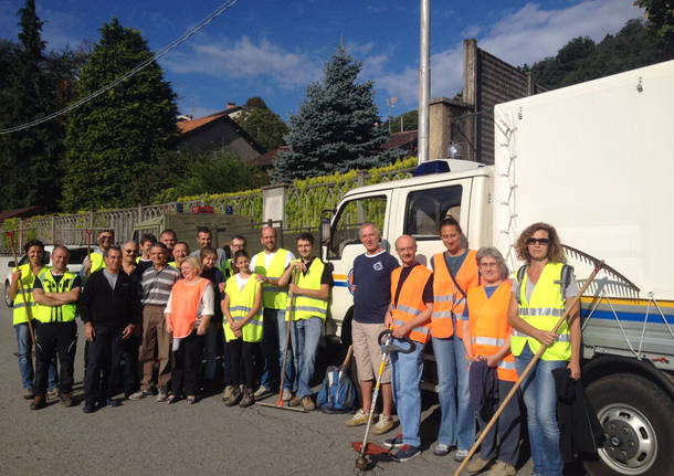 Puliamo Induno Olona