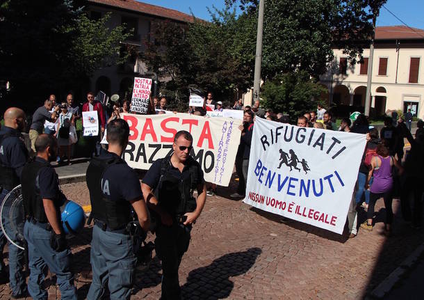 Tradate blindata per doppia manifestazione sui profughi