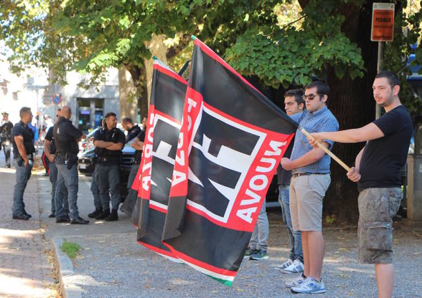 Tradate blindata per doppia manifestazione sui profughi