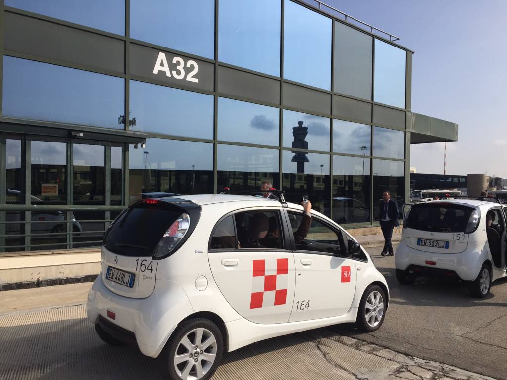 Auto elettriche a Malpensa