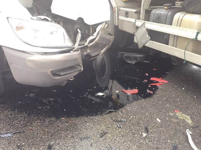 incidente camion lozza 13 ottobre 2015