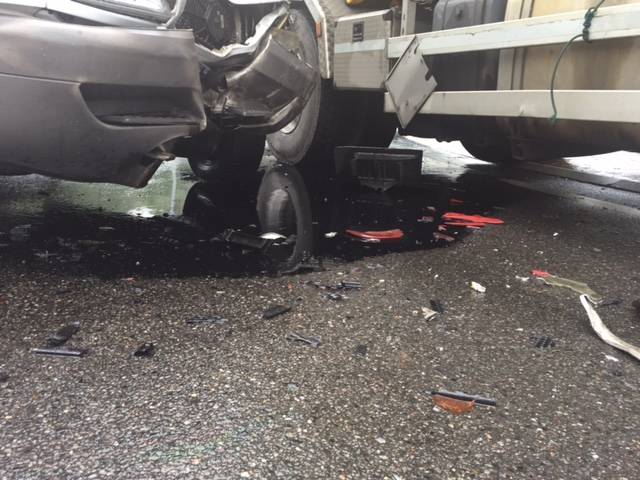 incidente camion lozza 13 ottobre 2015