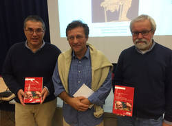 Romano Perrotta presenta il suo libro dedicato a Mario capanna