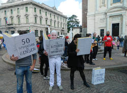 sentinelle in piedi gallarate